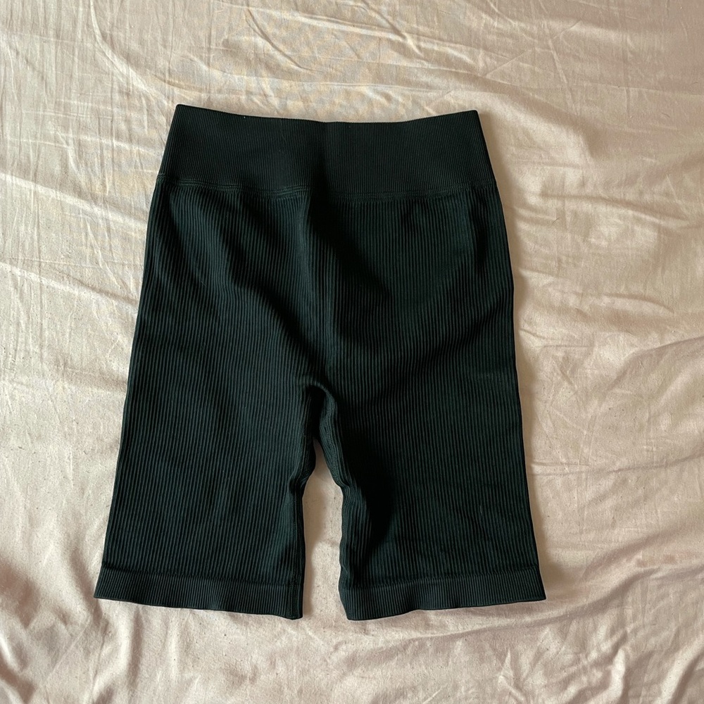biker shorts black